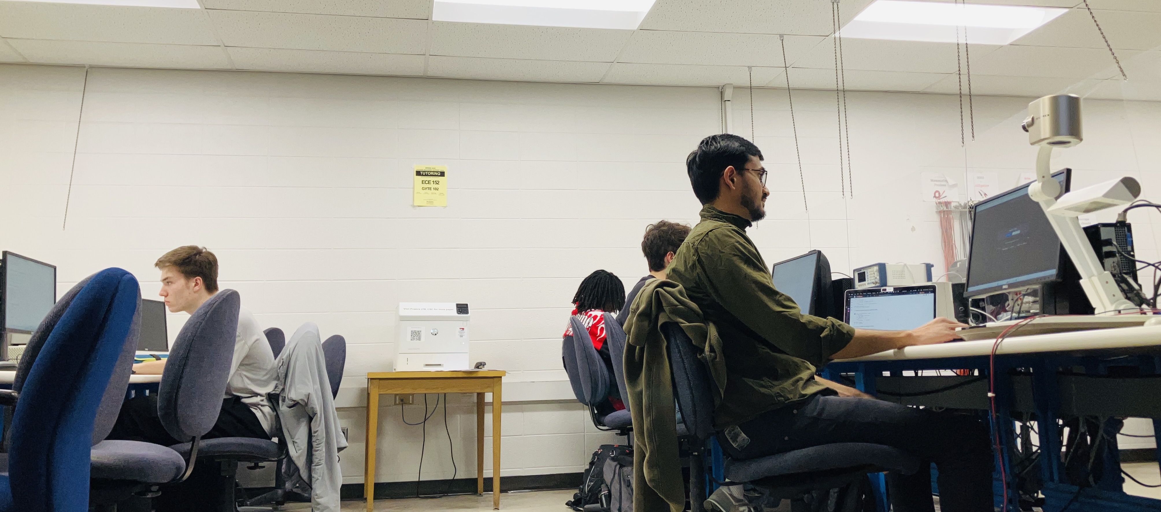 Lab hours, engineering internship - spring 2025 